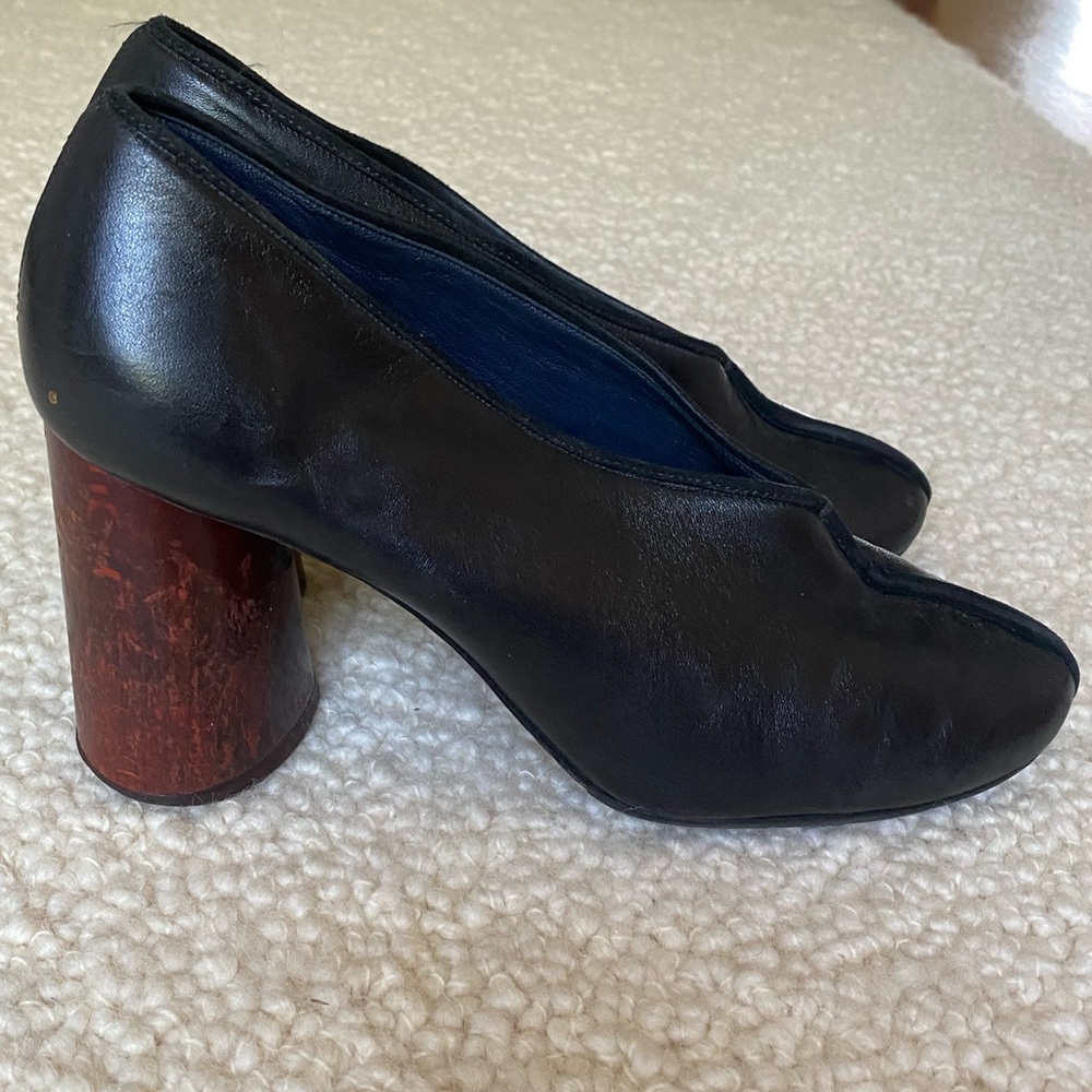 Iconic Phoebe Philo Old Celine pumps size 38